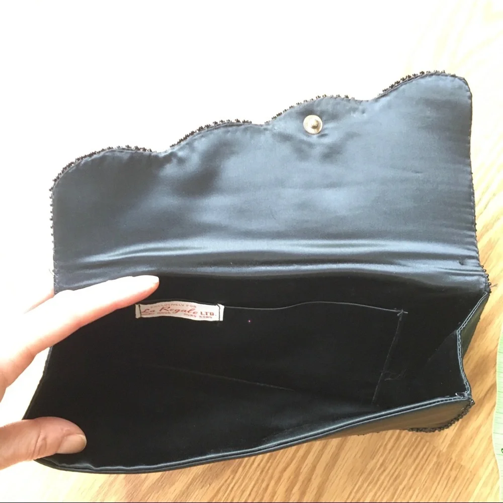 La Regale Ltd VINTAGE Black‎ Satin Hand beaded Evening Formal Clutch Bag Purse